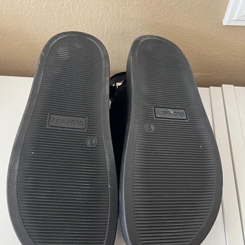 Black Platform Buckle Sandals with Gold Buckles (Old Navy) - Picture 4 of 6